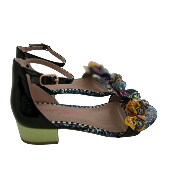 Betsey Johnson Shoes - NEW Betsey Johnson Pippy Black and Multicolor Butterflies Low Heels